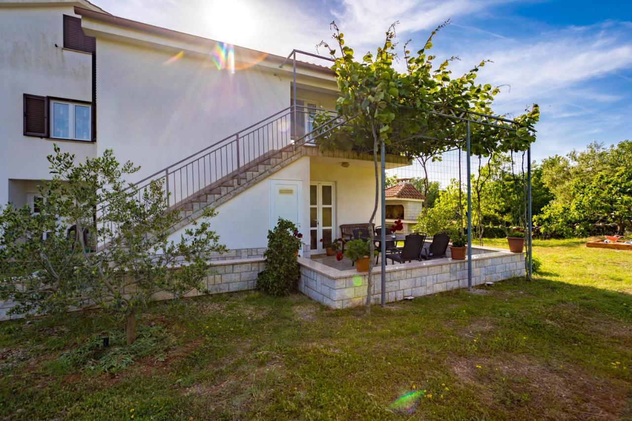 Apartments Sara Milohnici 外观 照片