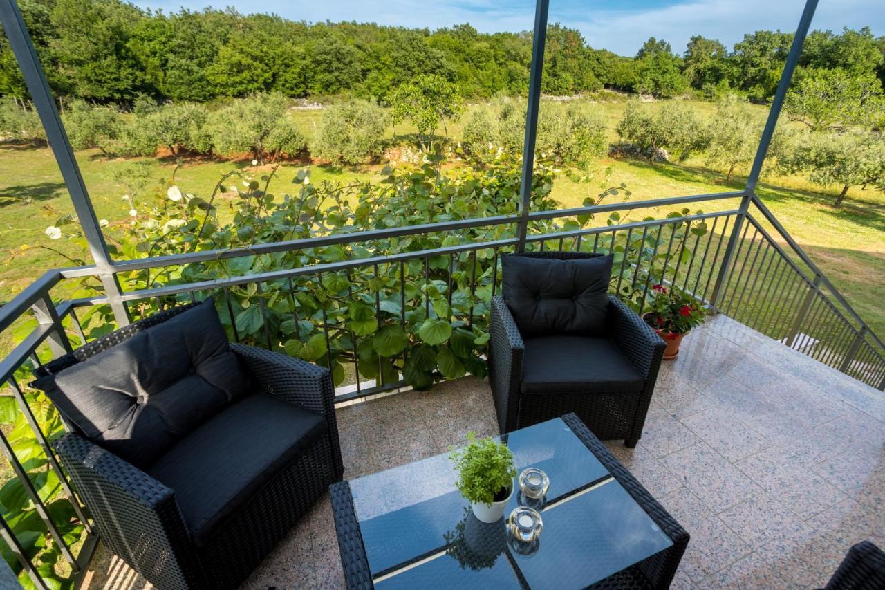 Apartments Sara Milohnici 外观 照片
