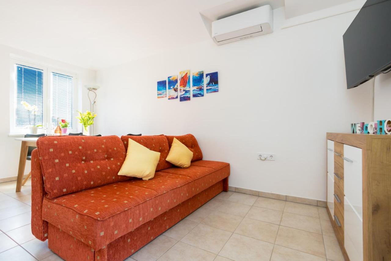 Apartments Sara Milohnici 外观 照片